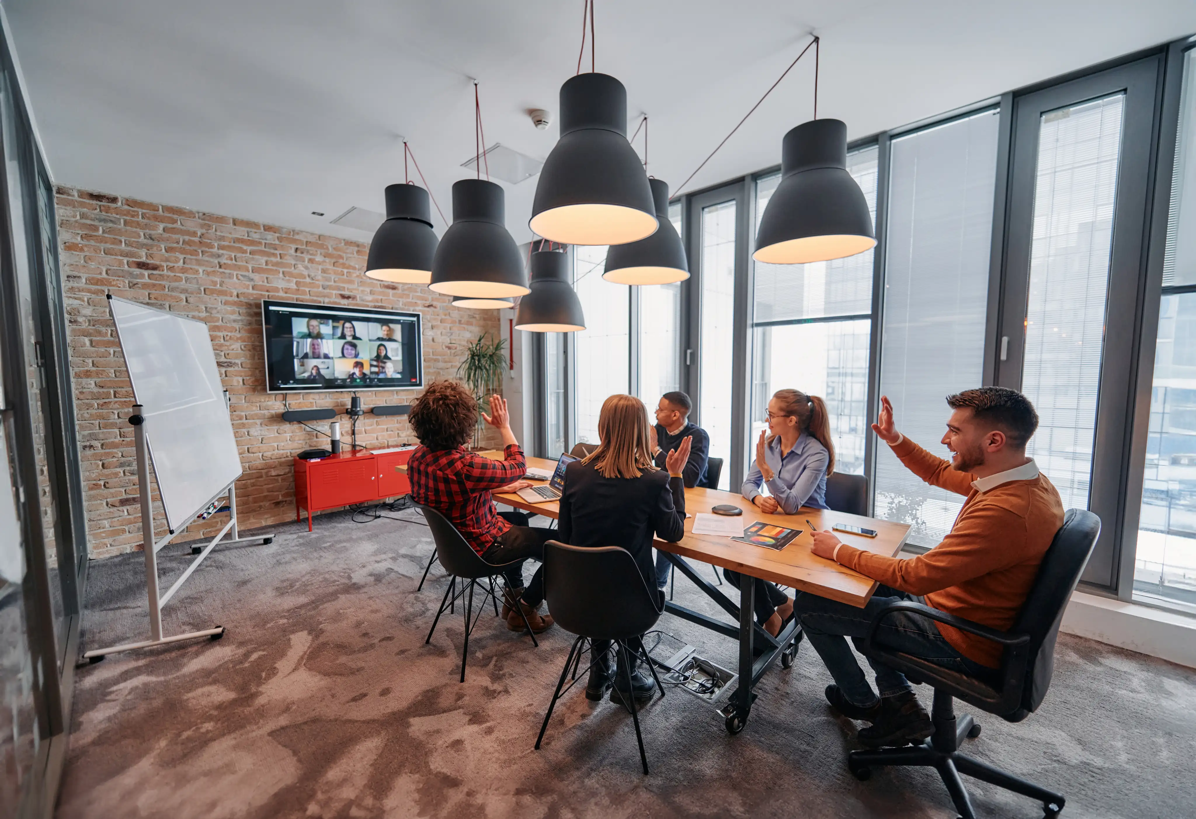 Imagen personas en oficina